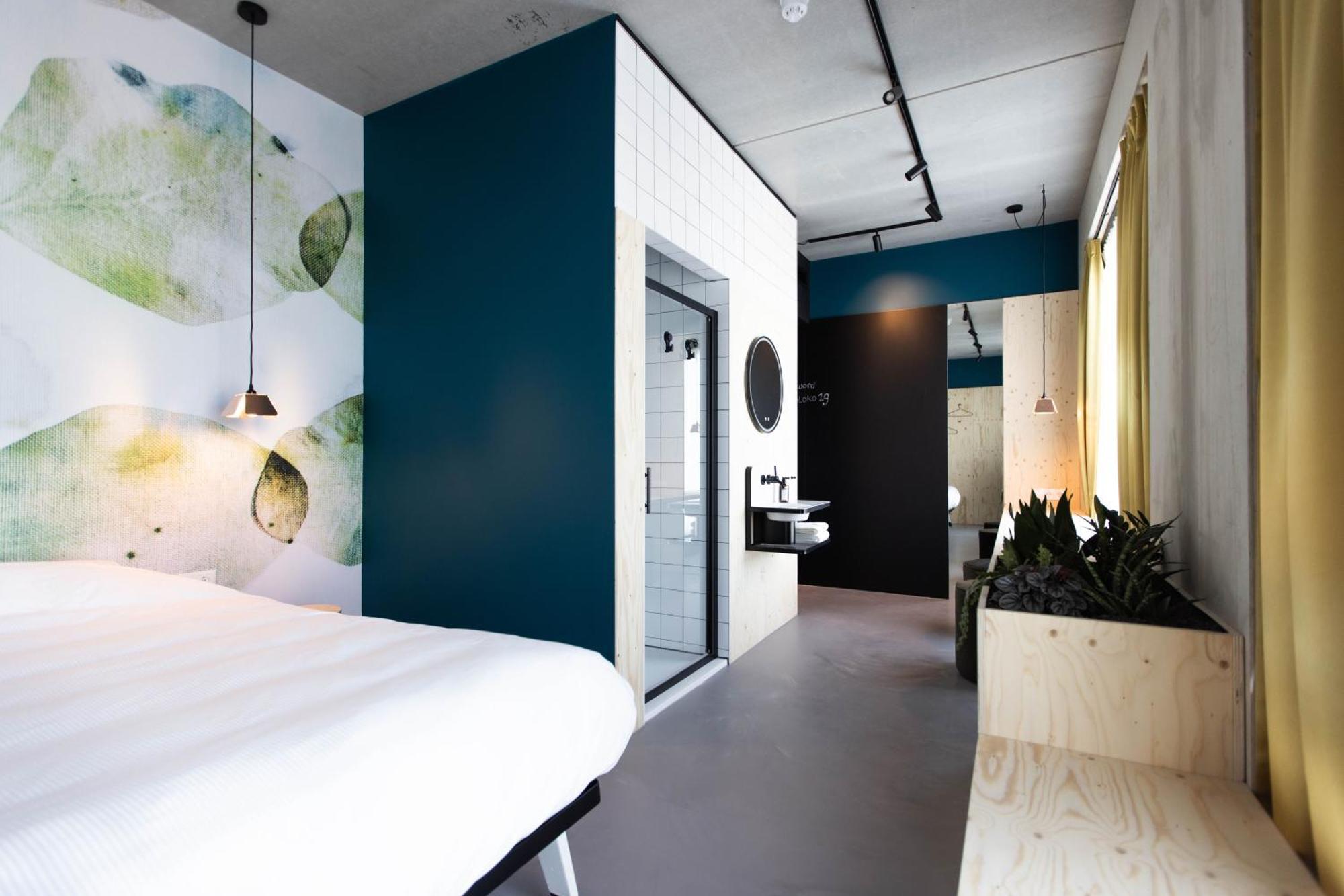 Moloko, Modern Designed Sleep & Shower Hotel In City Center, Digital Key By Sms Енсхеде Екстер'єр фото